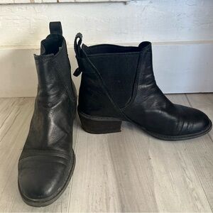 Timberland Black Leather Chelsea Boot